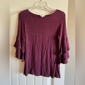 3/4 sleeve top with ruffles. Size XS